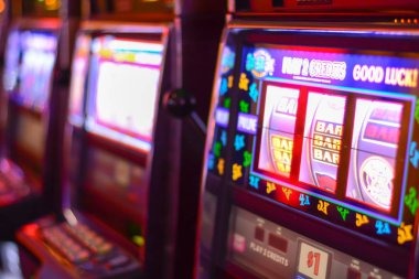 Texas Hold'em Bonus live dealer table on mobile phone